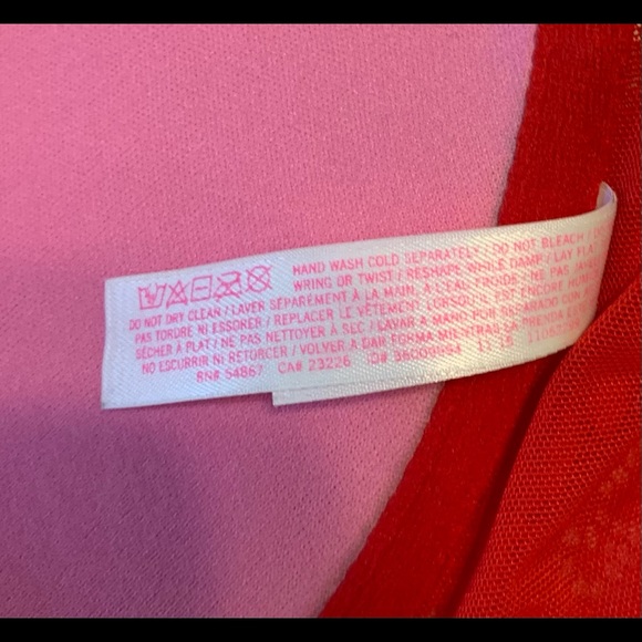 Victoria’s Secret Bra, red lace high back. - Picture 12 of 12
